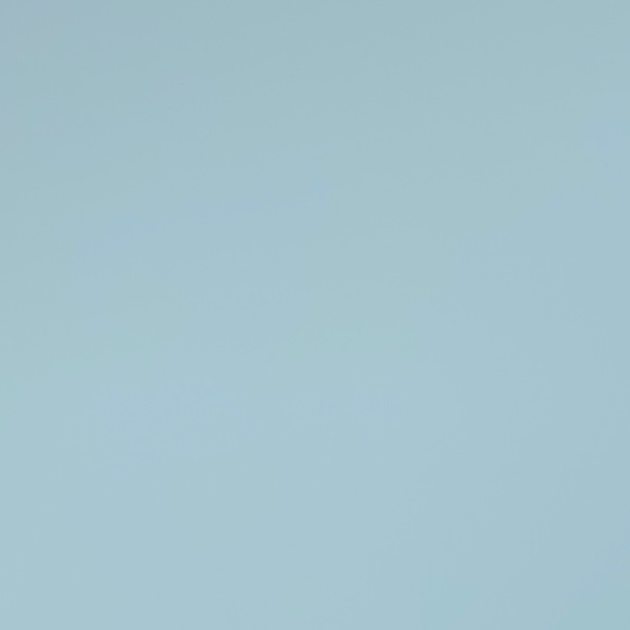 Meet your Posher, Annecharlotte - Picture 1 of 1